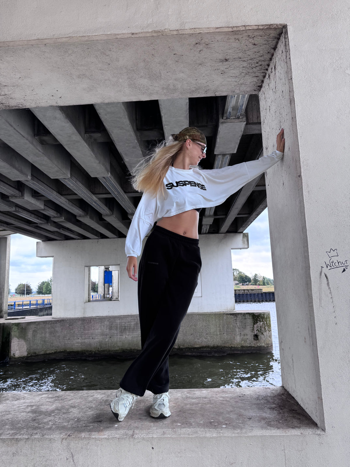 Suspense cropped longsleeve White